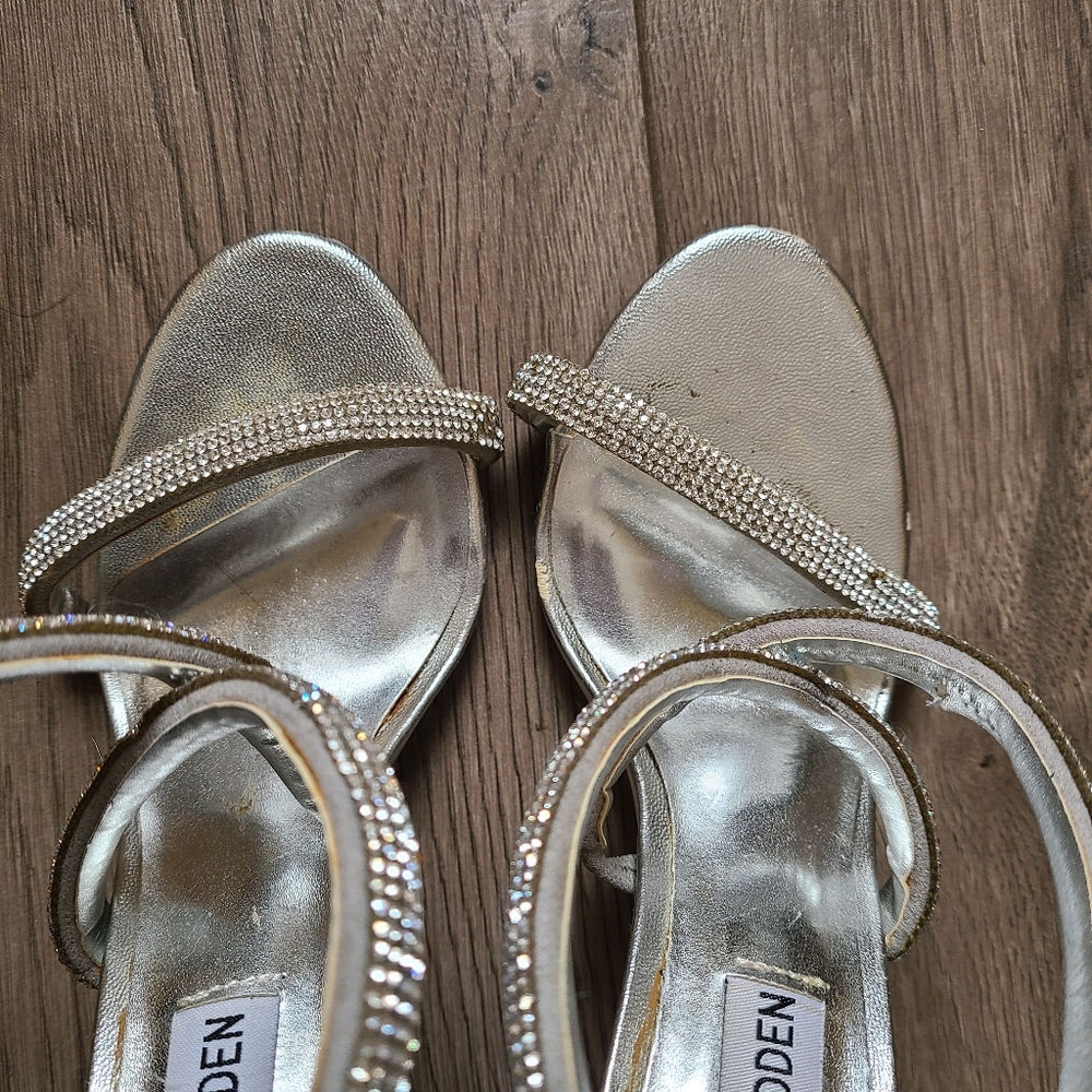 Steve Madden Faiz Silver Diamond Heels - Picture 4 of 15
